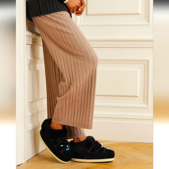 Moon Boot Suede Beads Mules Black Moon Boot Mule - Picture 3 of 17